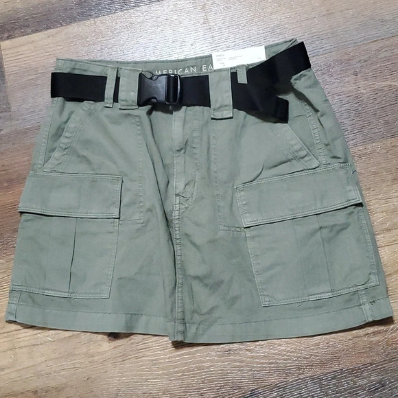 American Eagle Outfitters Dresses & Skirts - American Eagle army green cargo stretch skirt nwt